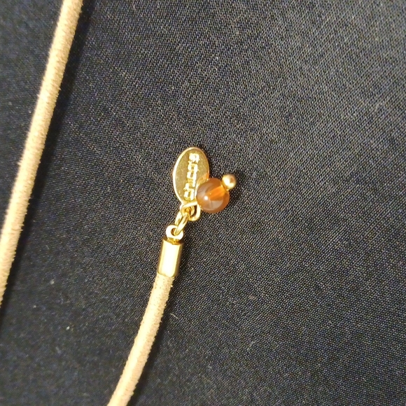 Necklace - Picture 3 of 3